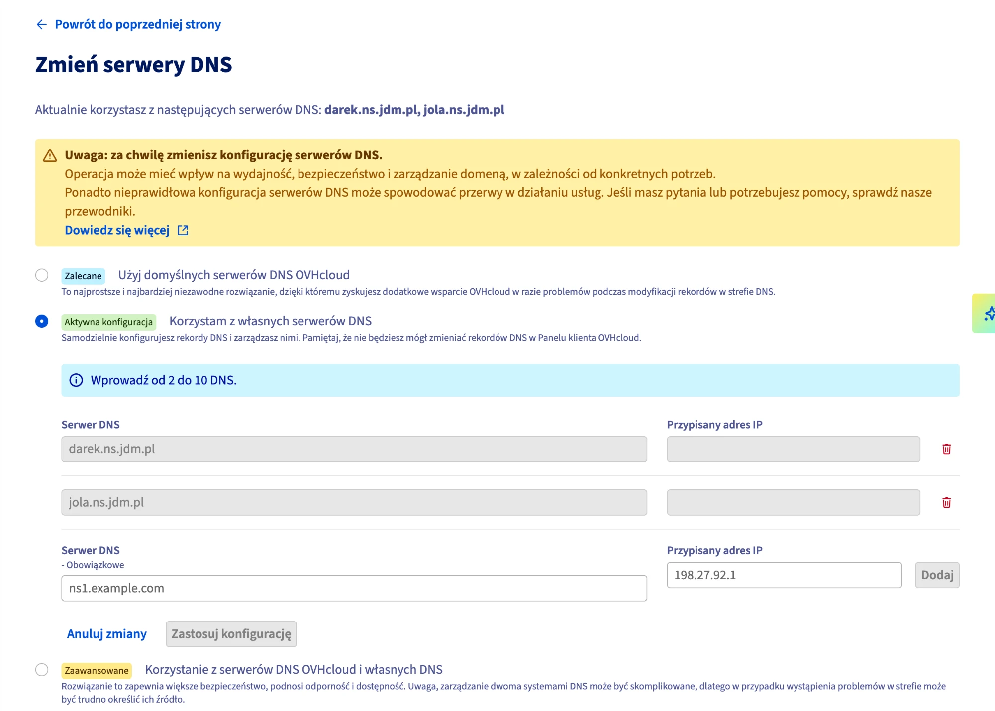 Strona Zmień serwery DNS w panelu OVH z zaznaczoną opcją własnych serwerów